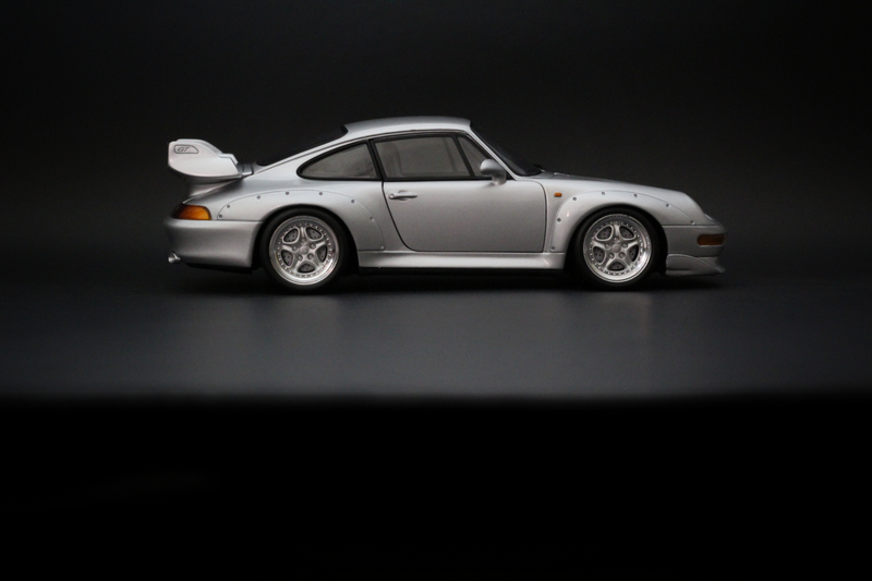 Illustration for article titled UT Models Porsche 993 GT2